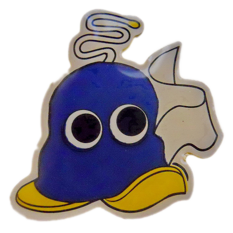 Fotografia do Pin da Campanha Pirilampo Mágico  do ano 1998